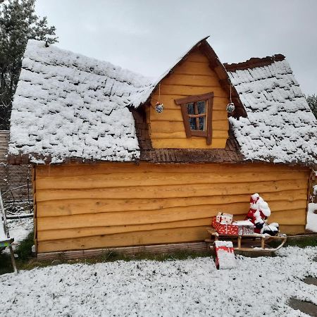 Cabane Enchantee Carpentras ภายนอก รูปภาพ