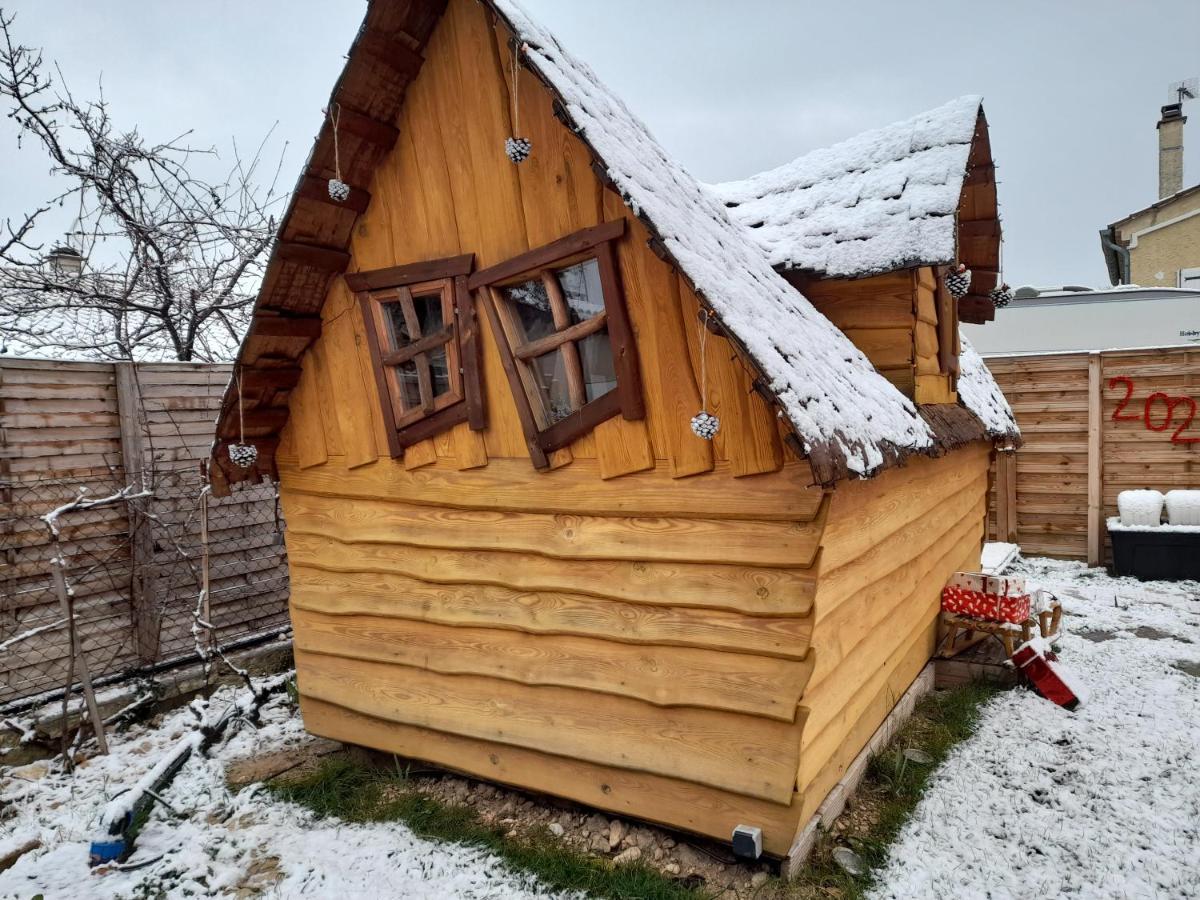 Cabane Enchantee Carpentras ภายนอก รูปภาพ